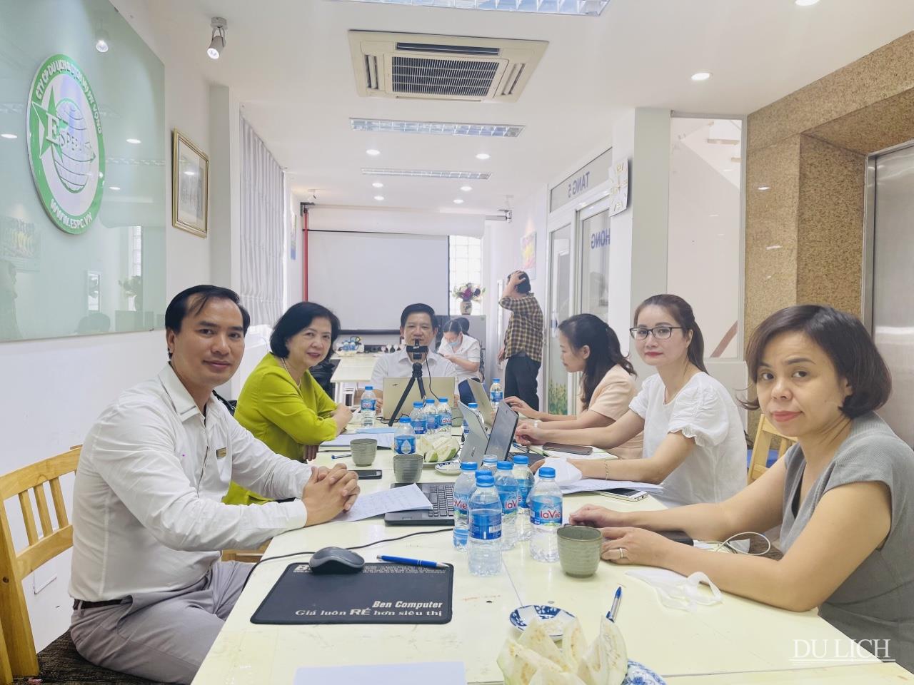 Điểm cầu hội nghị của Công ty lữ hành Hanoitourist